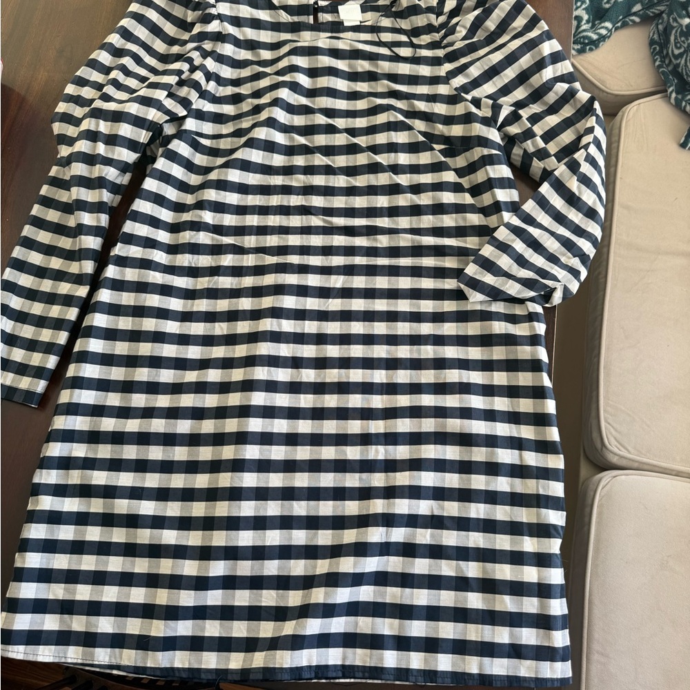 H&M Navy and Cream Checkered Top